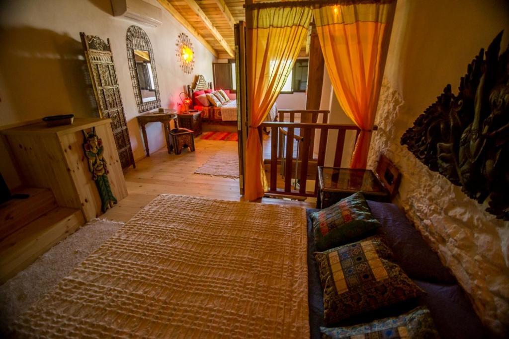 Casa Con Encanto En * Alajar